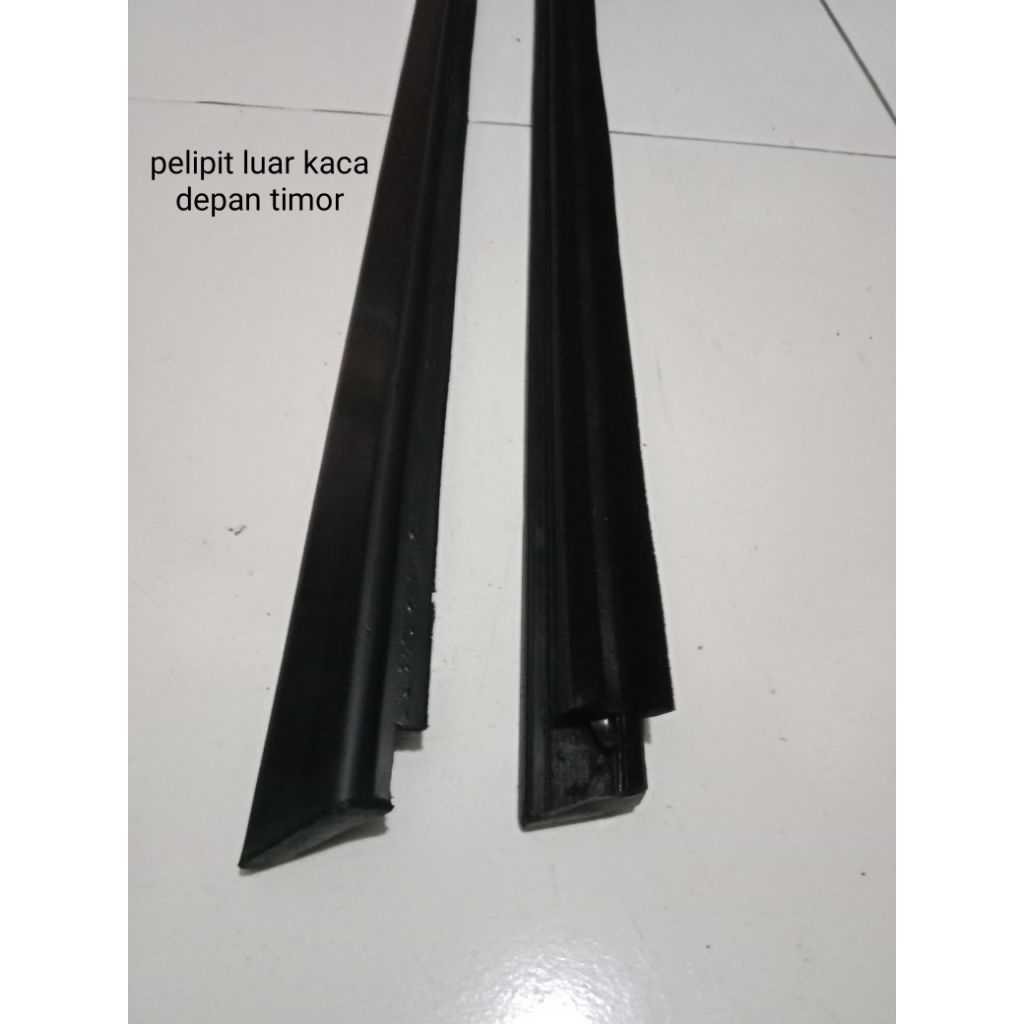 pelipit luar kaca depan timor old PNP