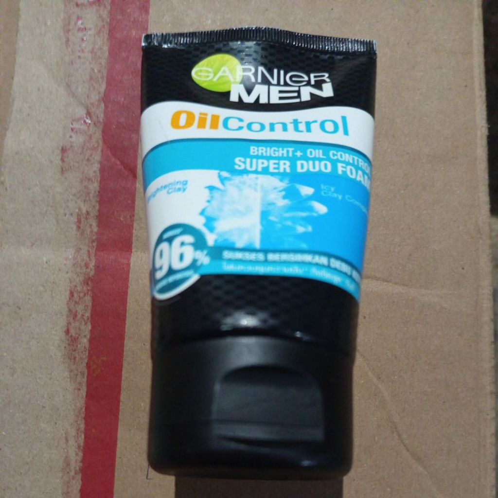 Garnier men Acno Fight 50/150/100ml