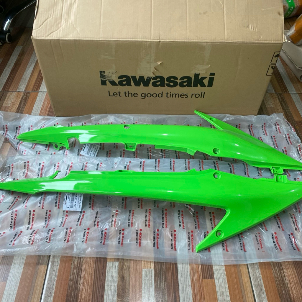 body belakang kawasaki athlete hijau