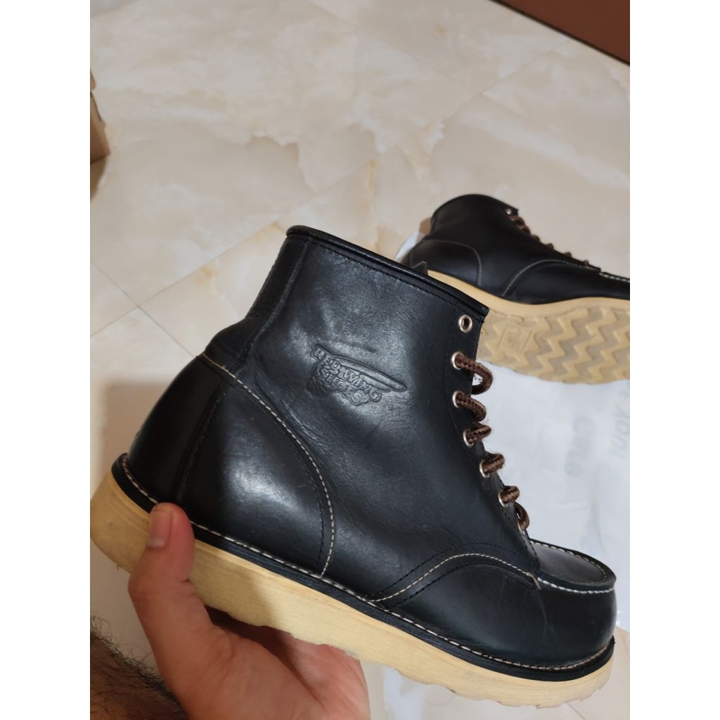 Sepatu Redwing 8179 kondisi second baik