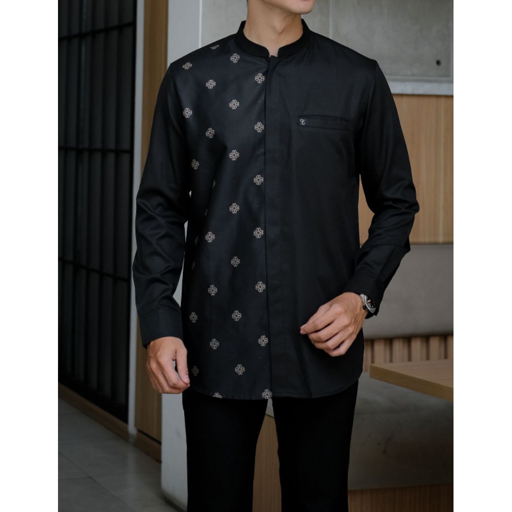 Baju muslim pria lengan panjang motif batik sebelah trz