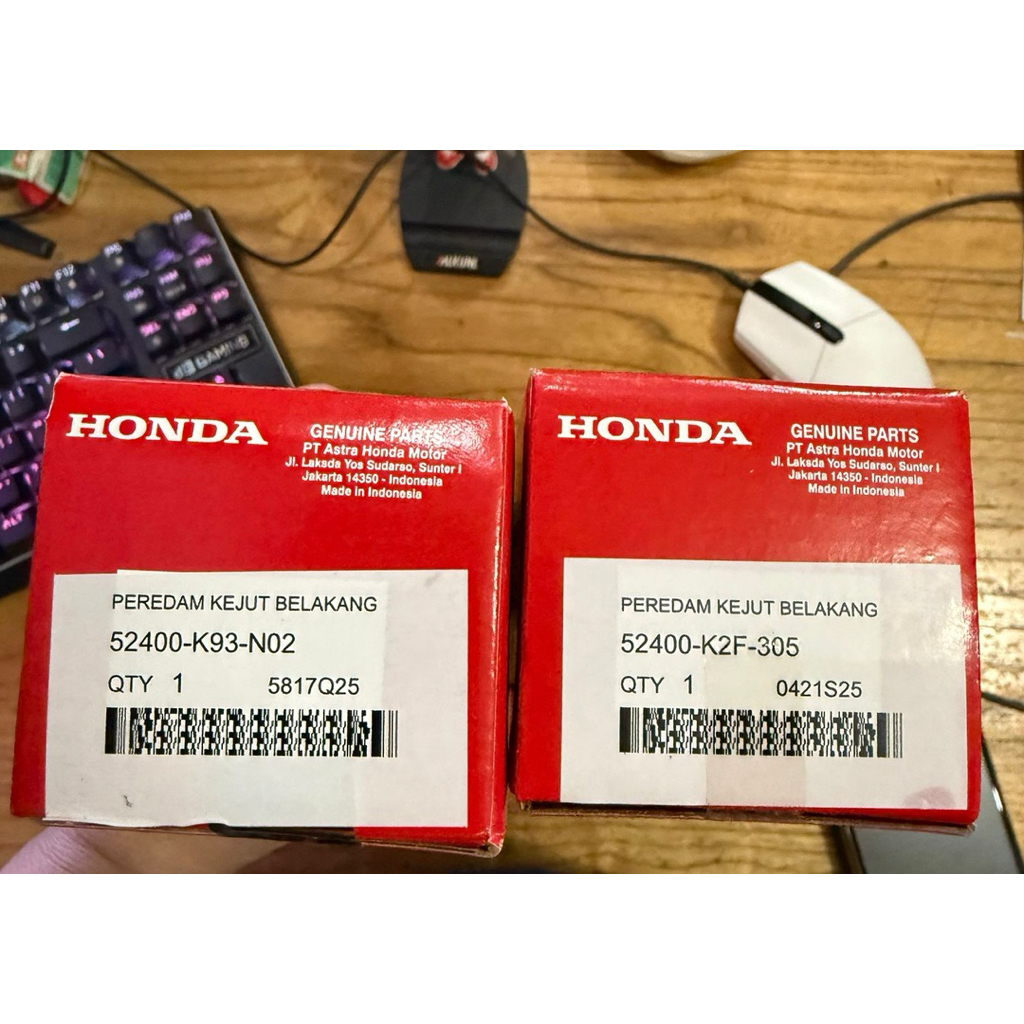 Shock Belakang Motor Scoopy Asli Honda