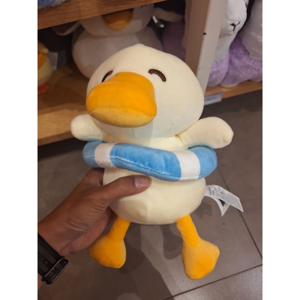 miniso original boneka duck swimming mainan boneka