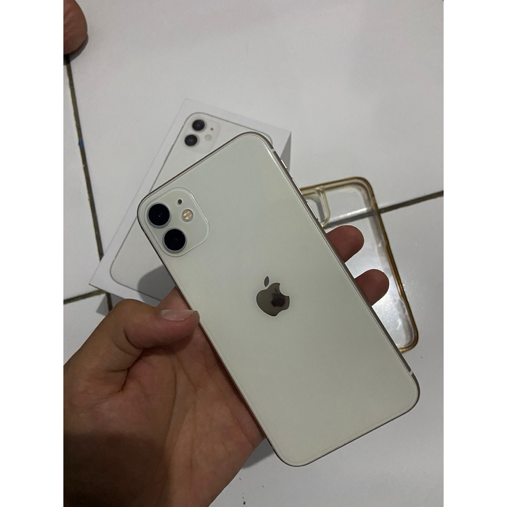 IPHONE 11 (64 Gb inter) ip dalam keadaan Mati , iCloud uda di Reset. KERUSAKAN DI IC NAND