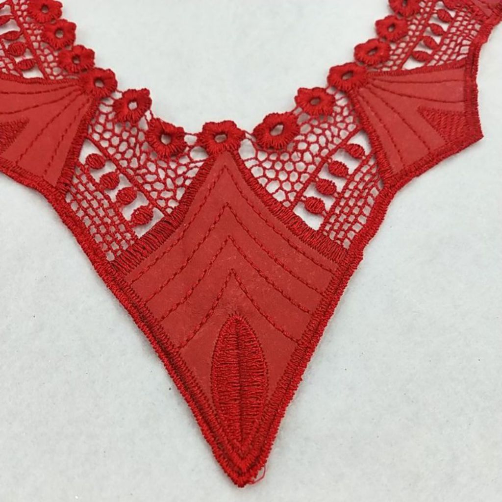 Renda Bordir Leher Merah 2