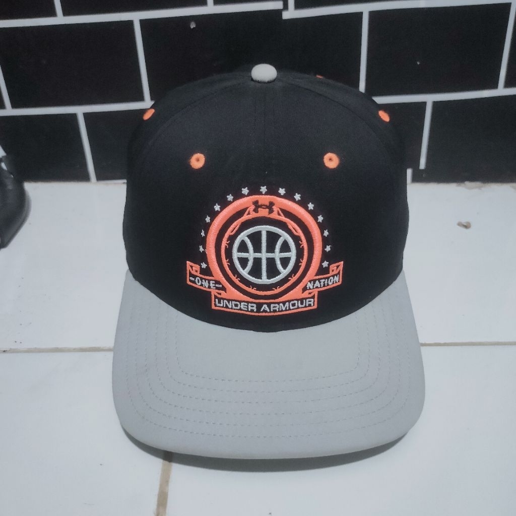 topi under armour snapback