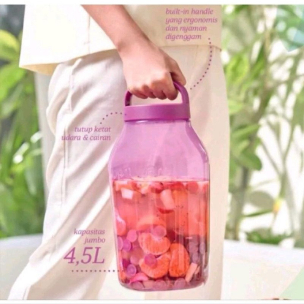 universal jar pitcher tupperware (1)