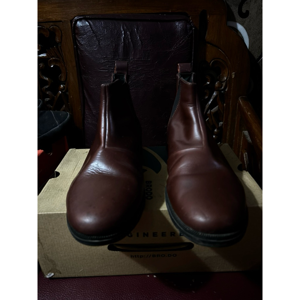 ORIGINAL SEPATU BRODO SIZE 42 & LOIS SIZE 40 KULIT ASLI 100% WARNA MAROON & HITAM