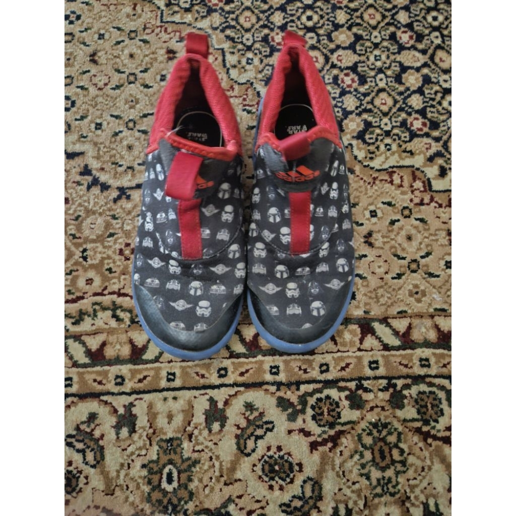 preloved adidas x starwars size 33
