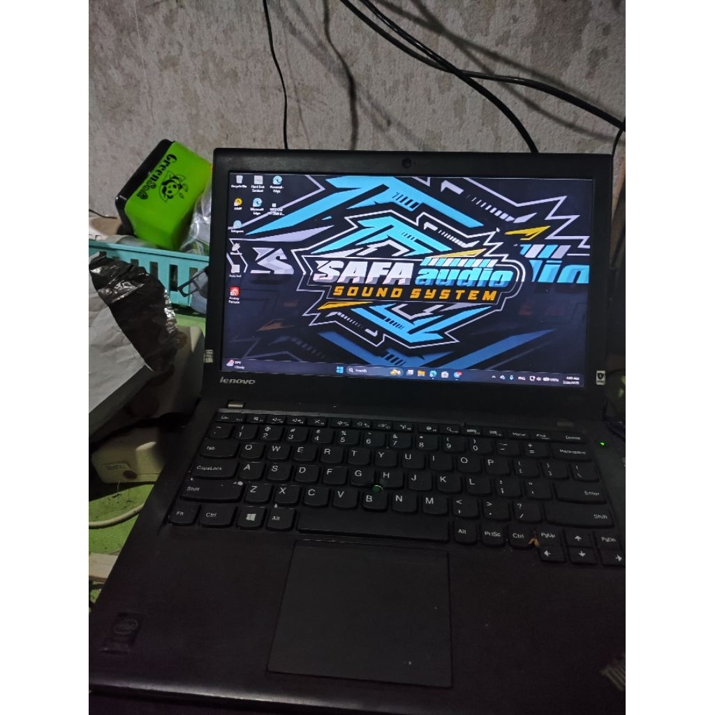 Lenovo Thinkpad X240 ( Second Minus )