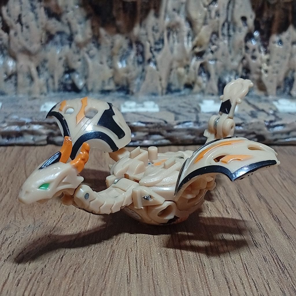 Bakugan Dharak Subterra Battle Brawler Figure