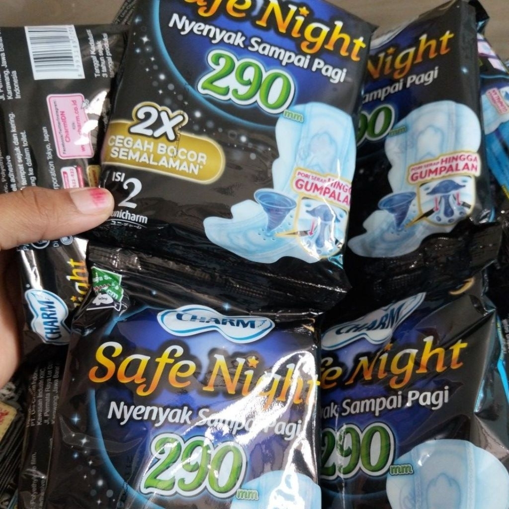 Pembalut Charm Safe night 29cm isi2pads persachet