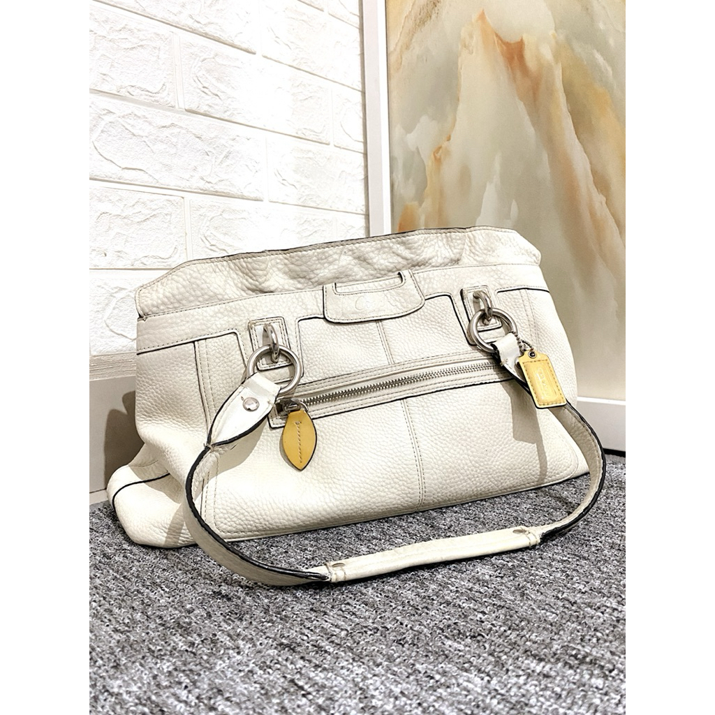 preloved COACH Penelope Cream/ Off white Pebbled Leather Shoulder Bag