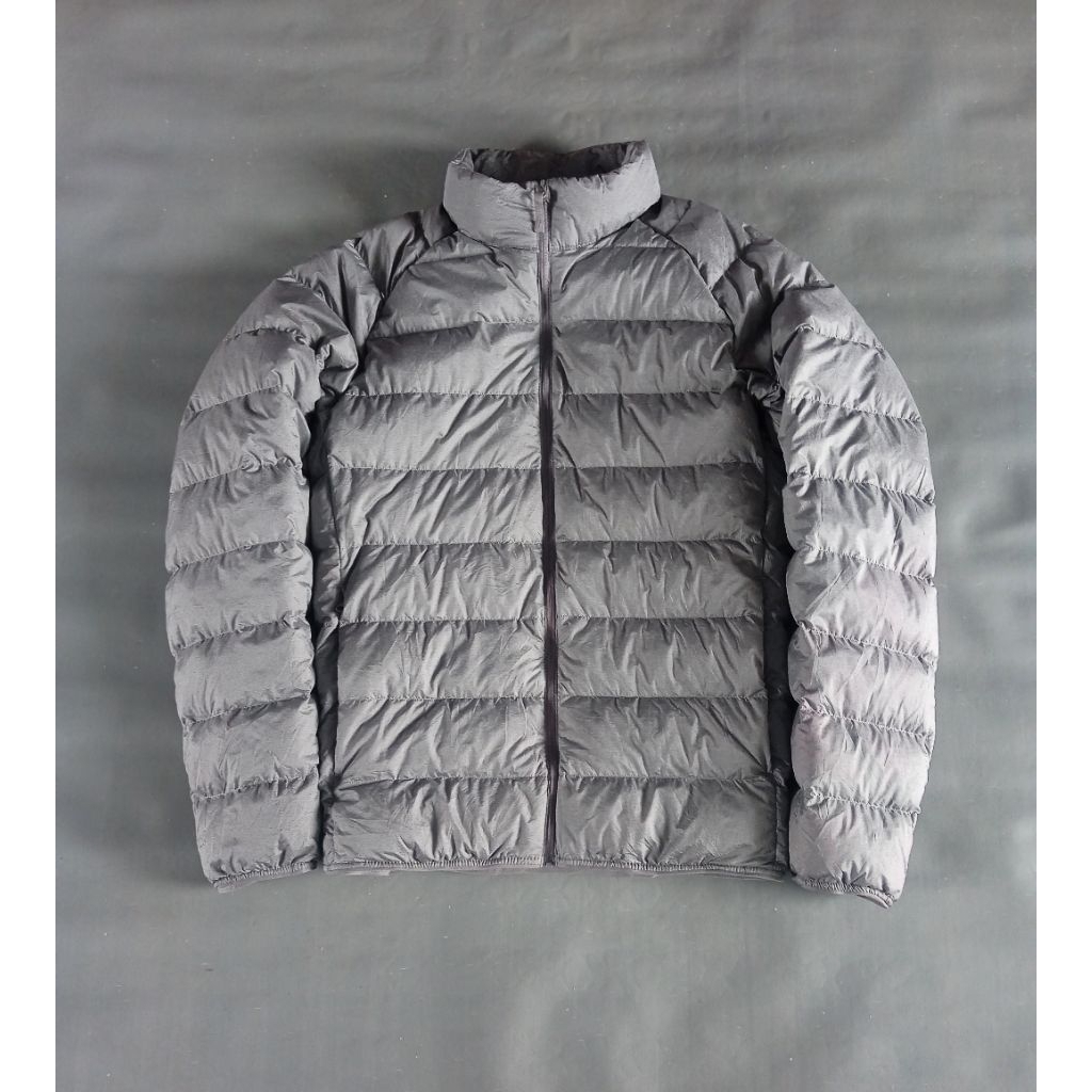 JAKET UNIQL0 LIGHTWEIGHT BULU ANGSA POCKETABLE LENGKAP POUCH