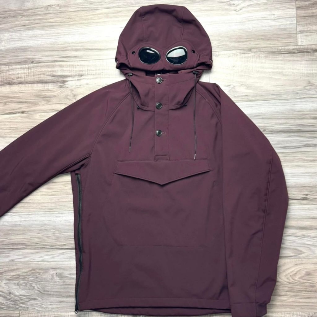 CP COMPANY Burgundy Soft Shell Pullover Goggle Jacket Authentic 1X USED LIKE NEW