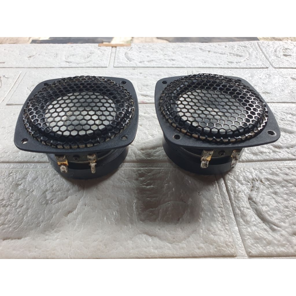 Midrange VOX AMT3 FR3AL seri tertinggi