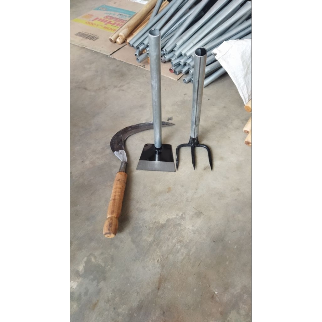 (paket 3 pcs) cangkul mini pipa, garuk mini pipa, arit/sabit produk lokal