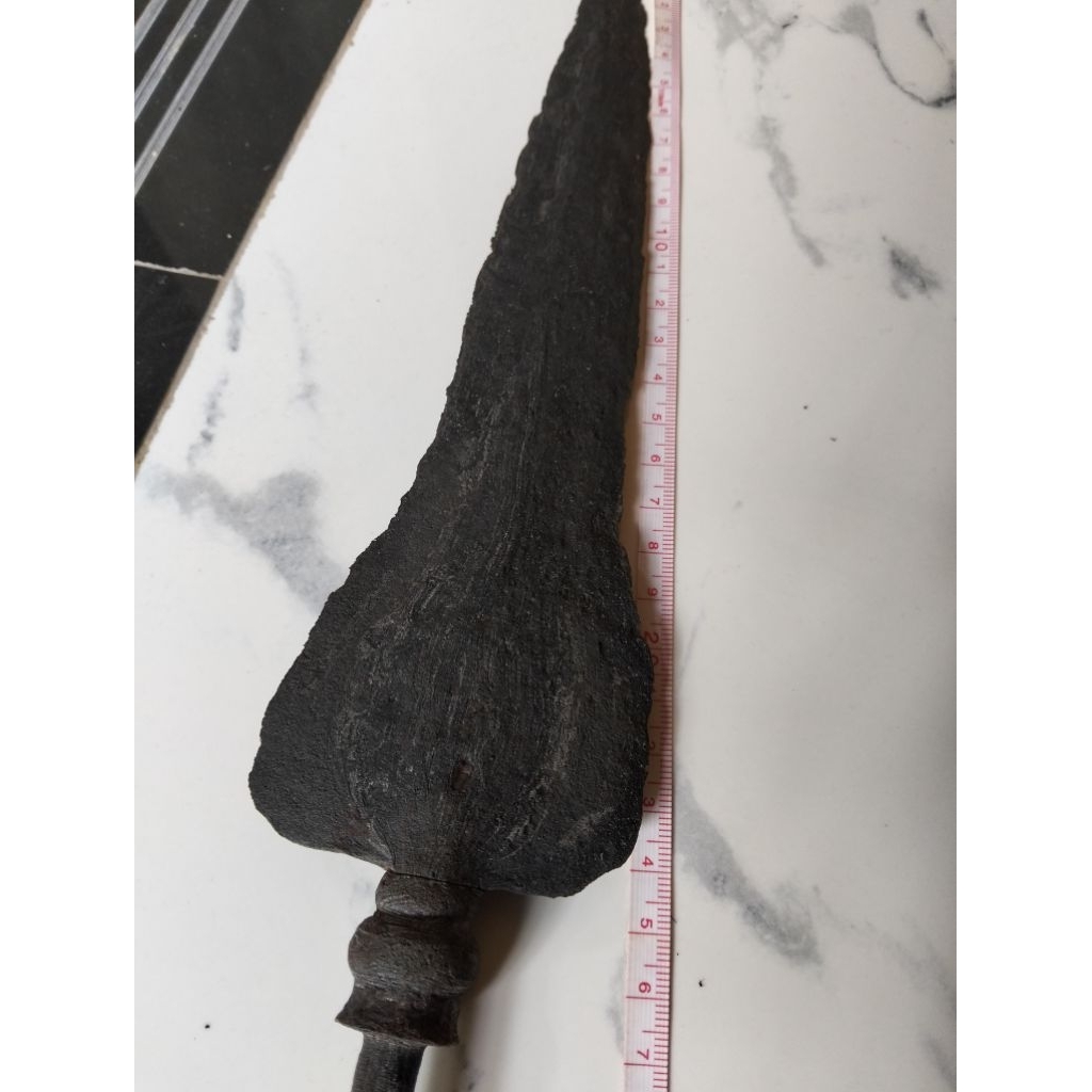 Pusaka tua/Tombak jumbo/pamor bagus