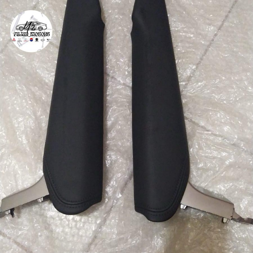 Softpad console bok Tengah All new pajero Facelift original