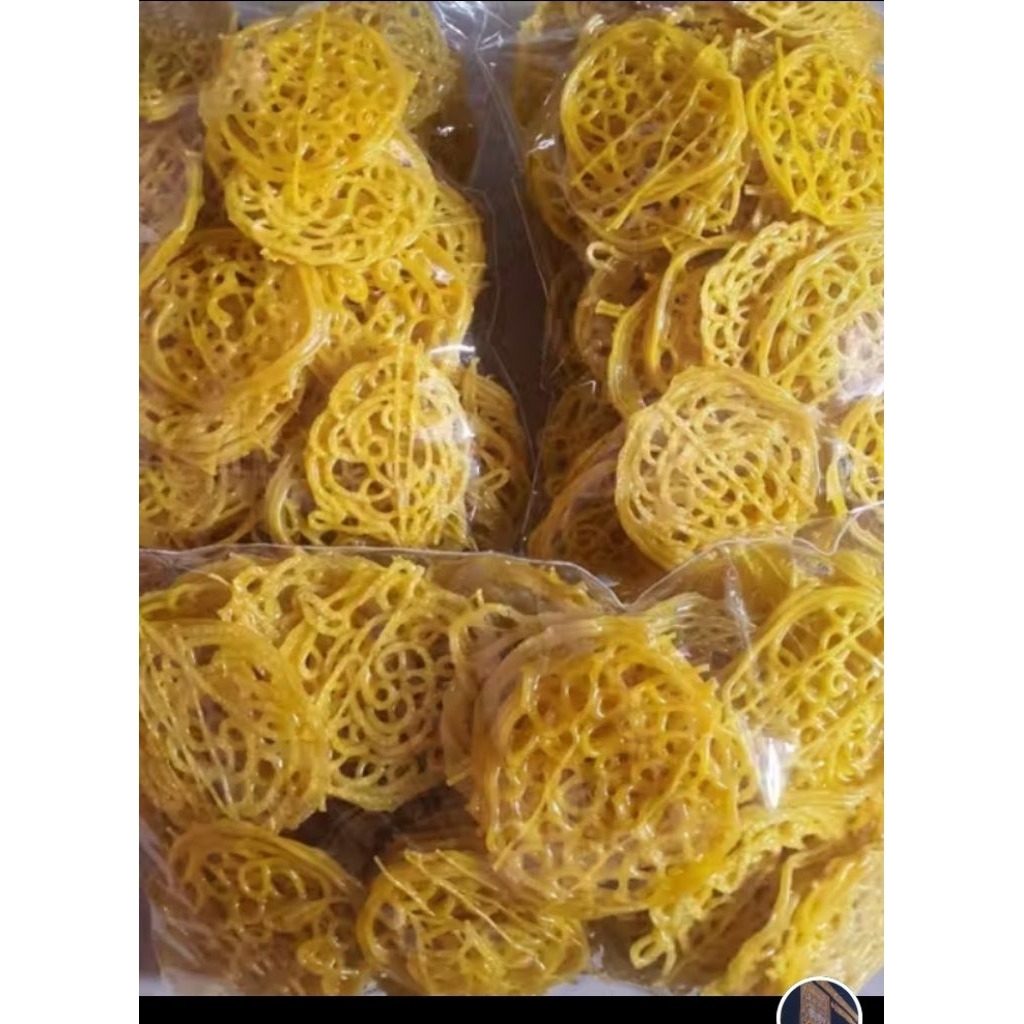 Kerupuk Mie kuning khas tegal