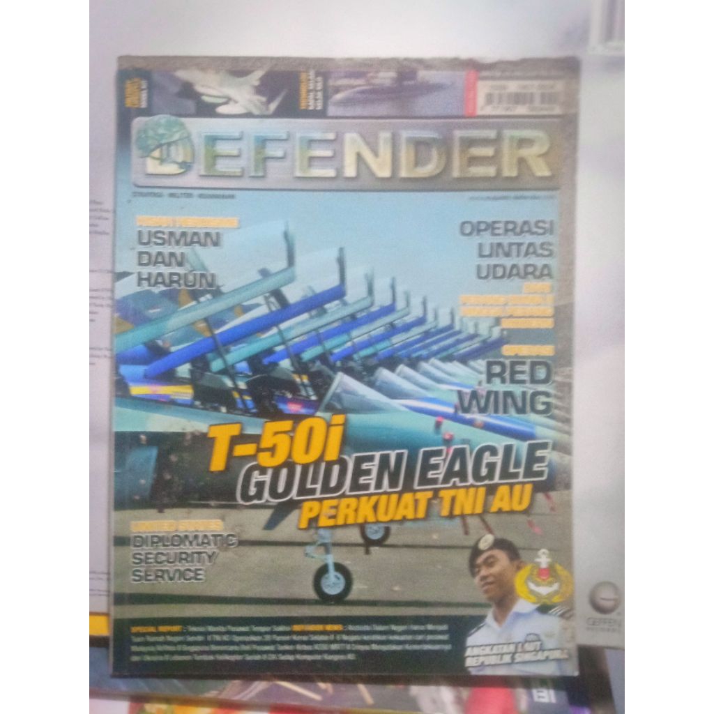 buku majalah militer Defender T-50i Golden Eagle perkuat TNI AU