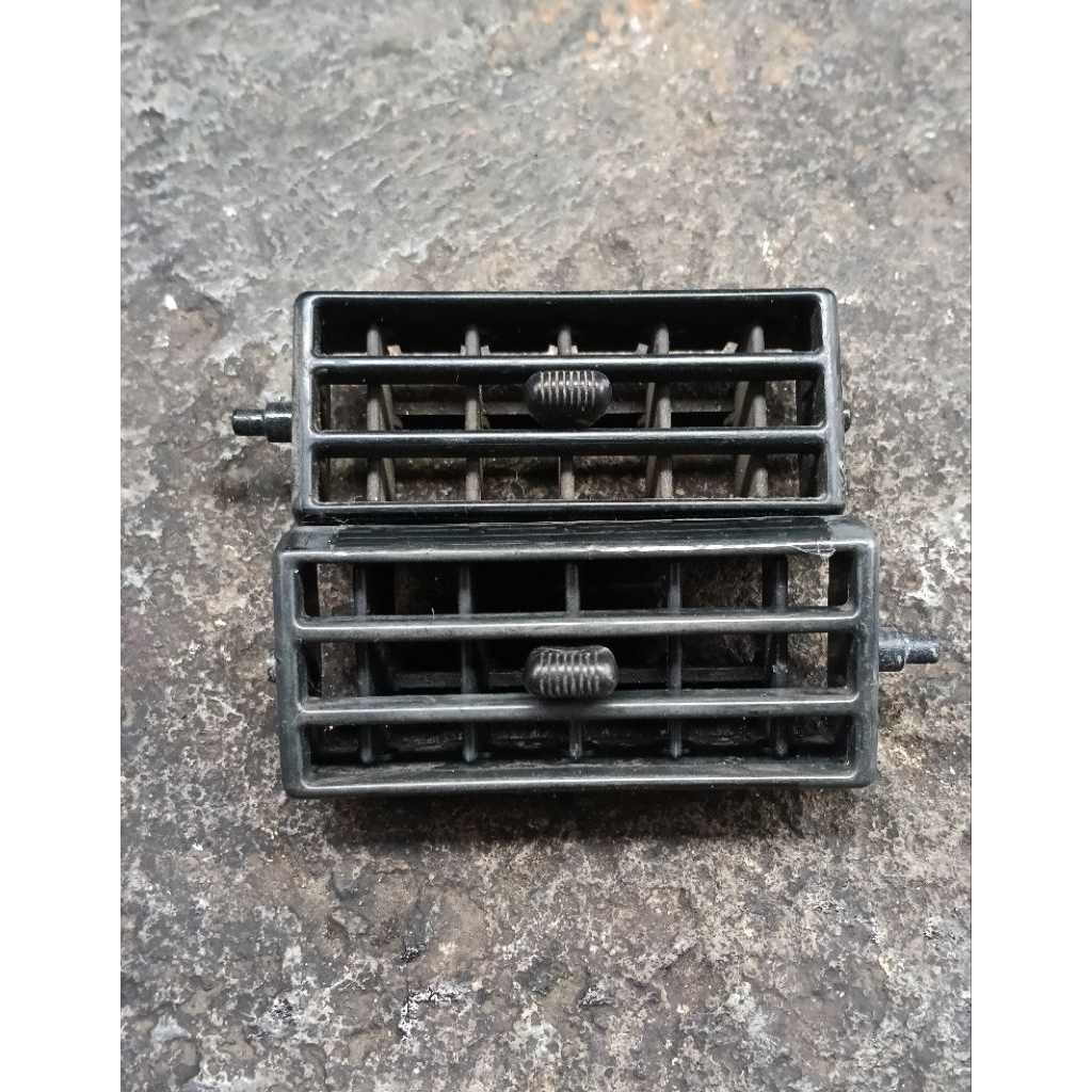 Kisi Cover AC Tengah Toyota Kijang Super