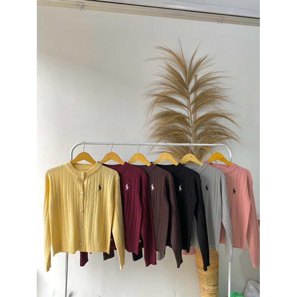 Veloura_Cardigan Kepang Kepang logo polo