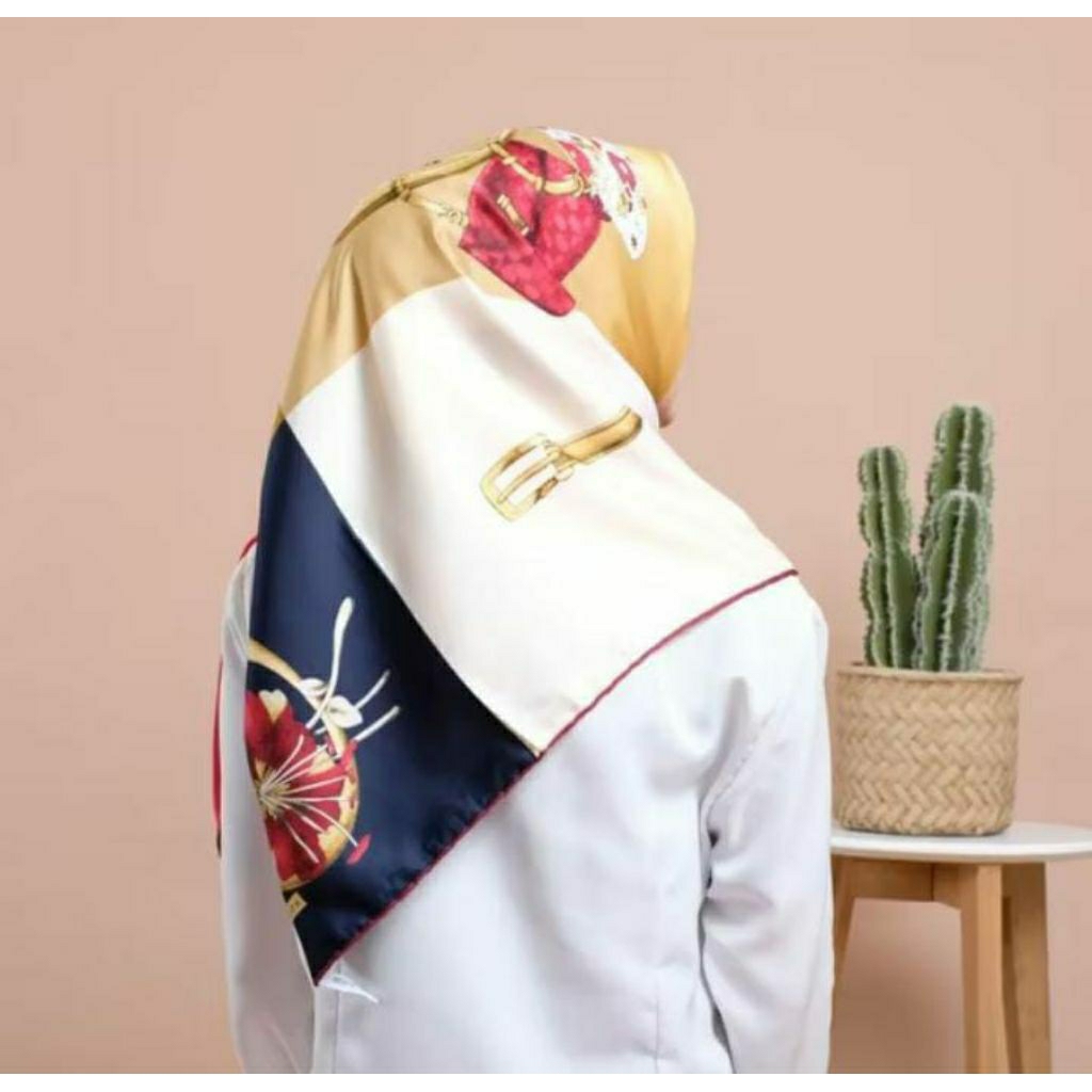 Jilbab Turki 100% Original Turki Merek Cardion Esarp Ukuran 120 x 120 Free Klip Turki