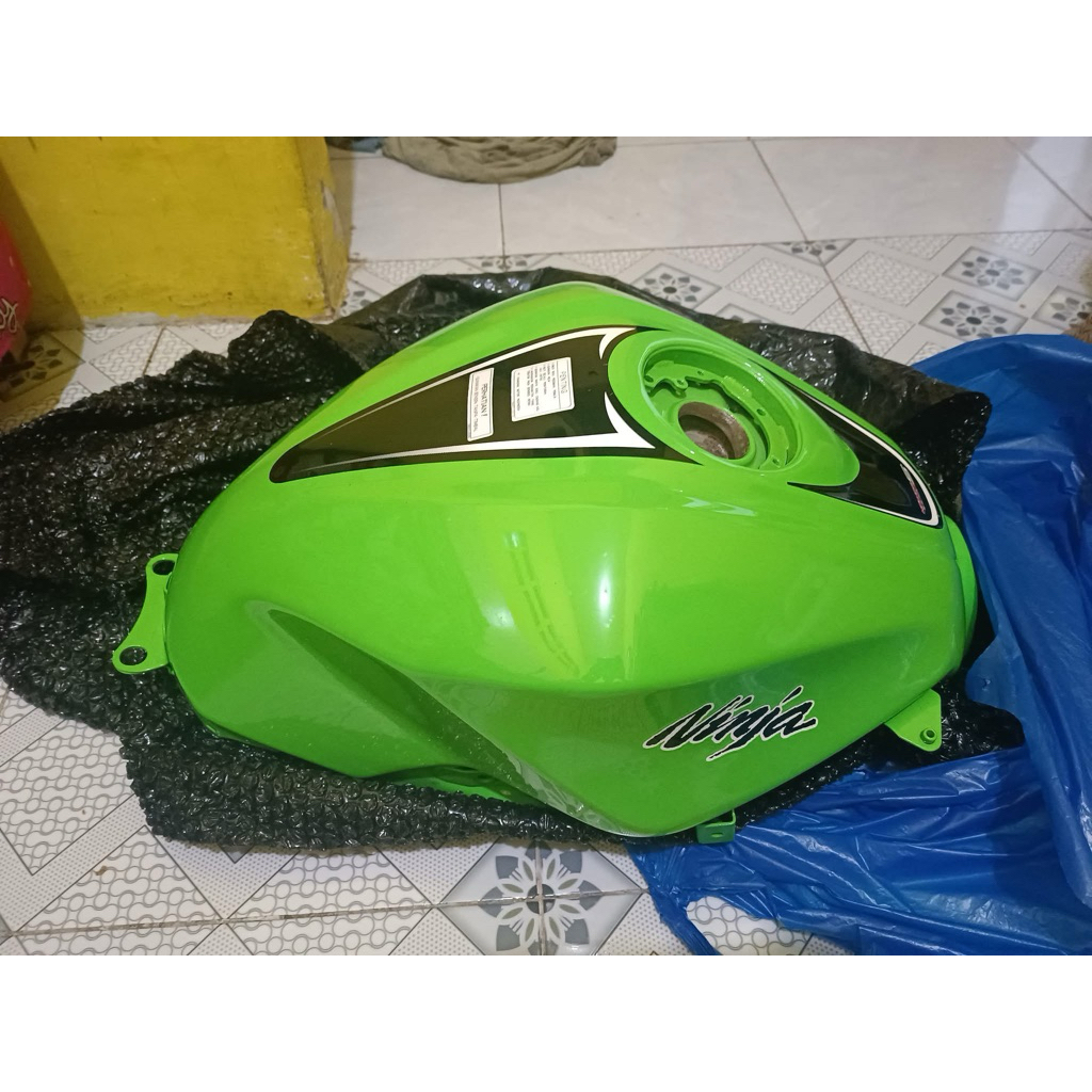 tangki ninja 250fi old 2013-2017
