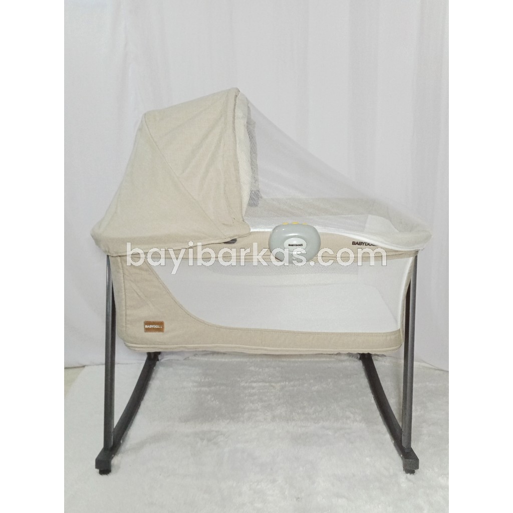 BABYDOES "CH-1692" Box Tidur Bayi / Tempat tidur bayi / box portable (PRELOVED)