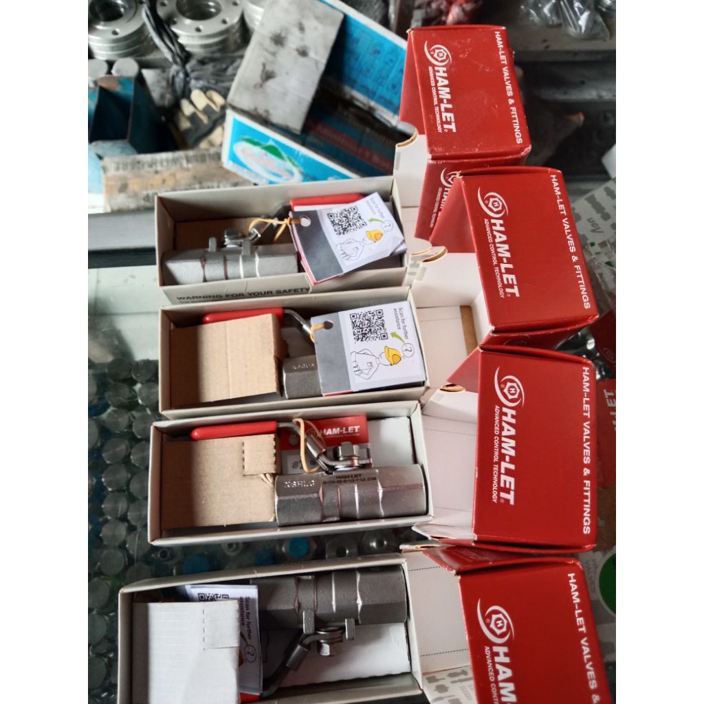 Ball Valve 1/2" FNPT SS316 2000 PSI HAM-LET