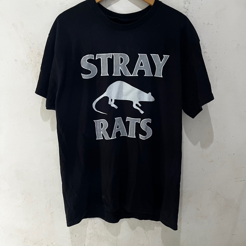 stray rats tee
