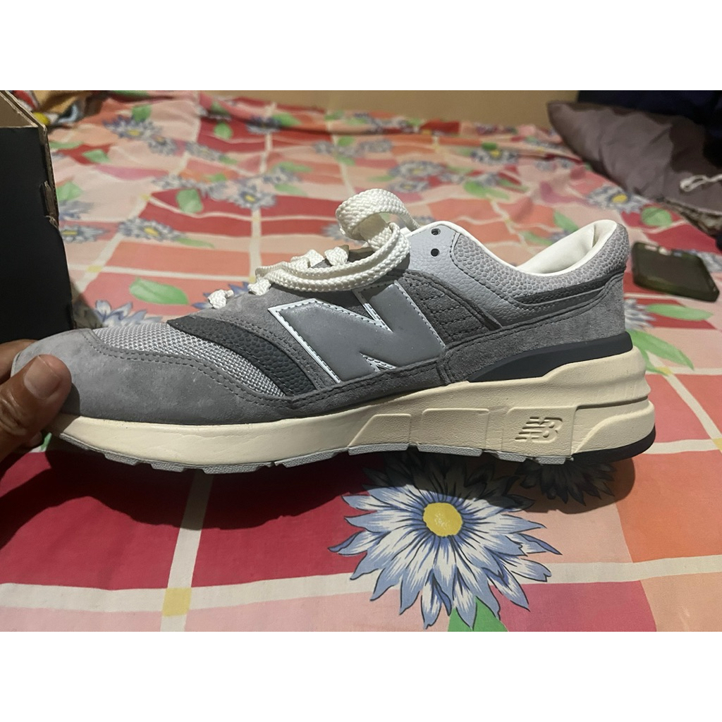 New Balance 997R
