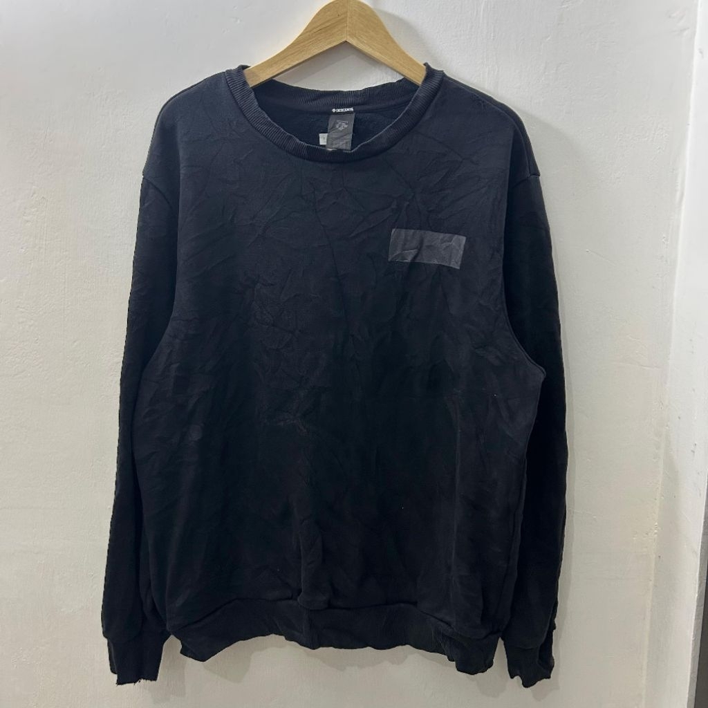 crewneck branded second (size xl) (131)