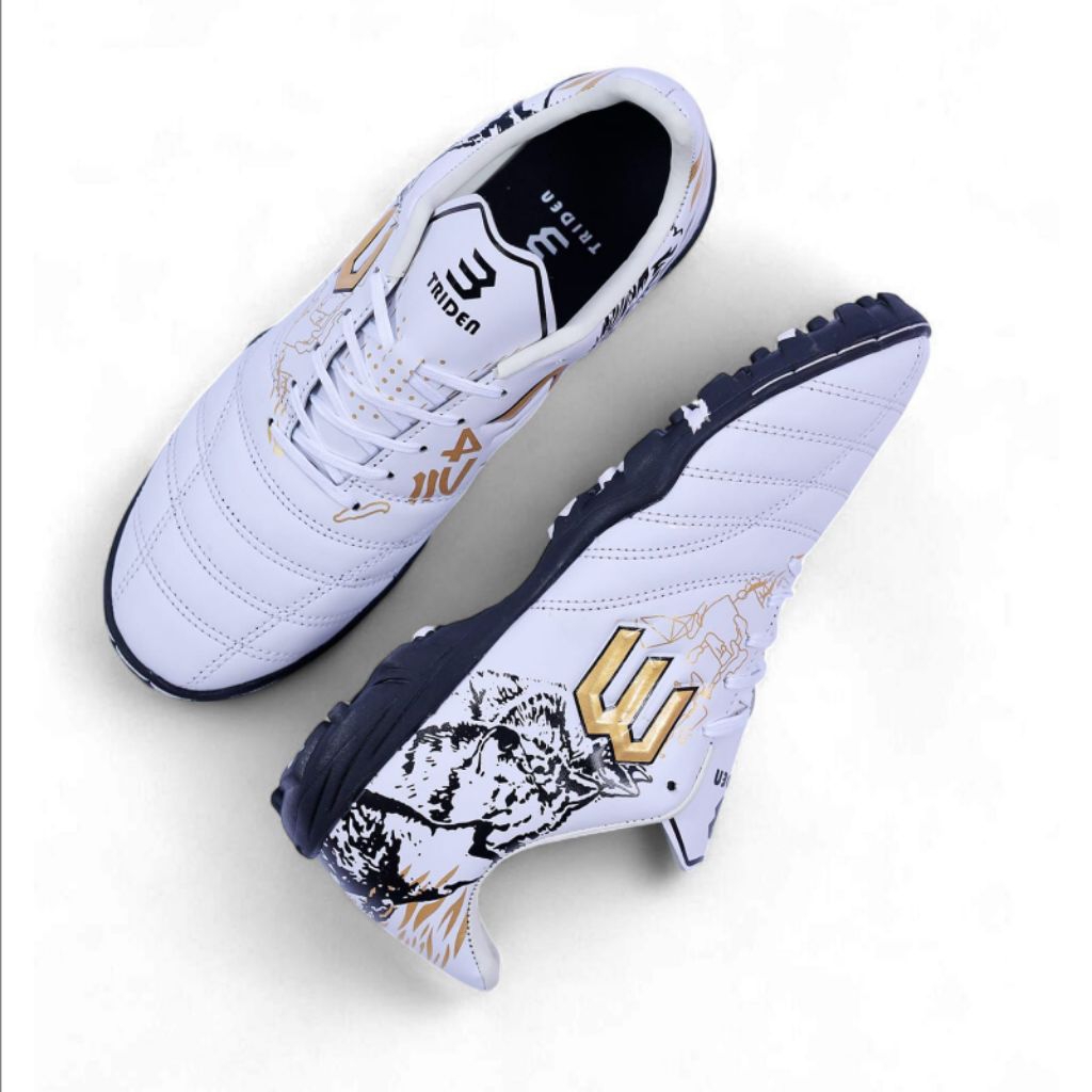 TRIDENRAJA WOLF 355. SEPATU FUTSAL WOLF WHITE BLACK