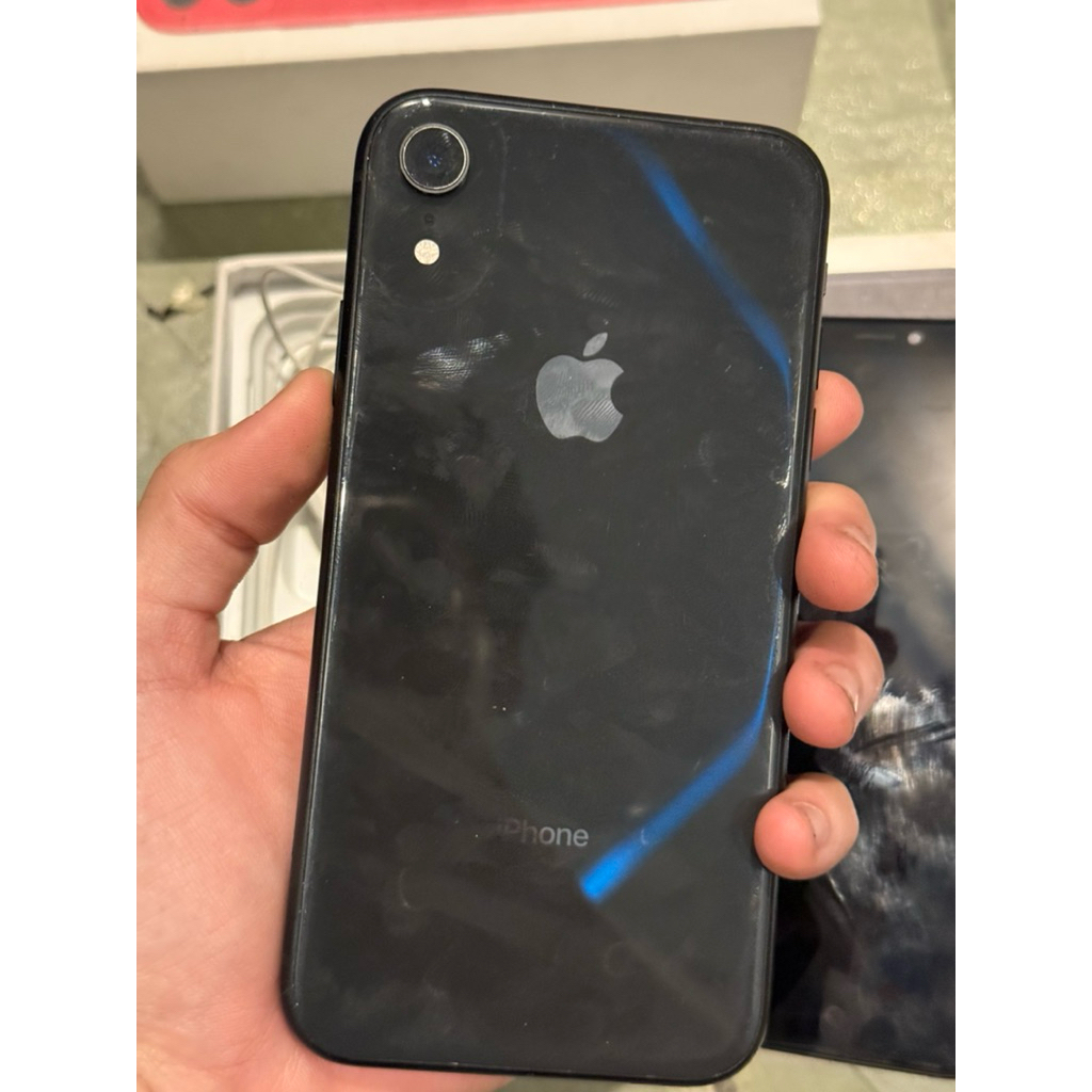iPhone xr minus