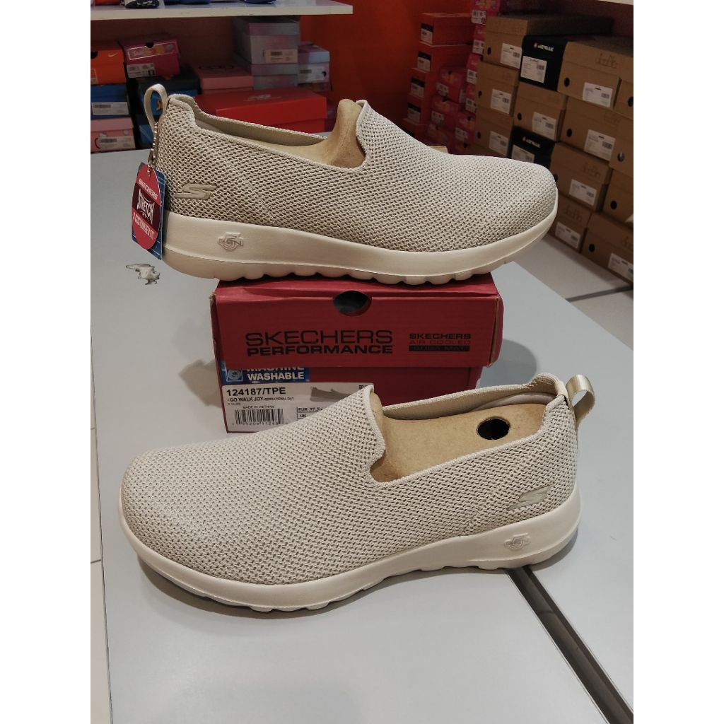 SKECHERS GO WALK JOY