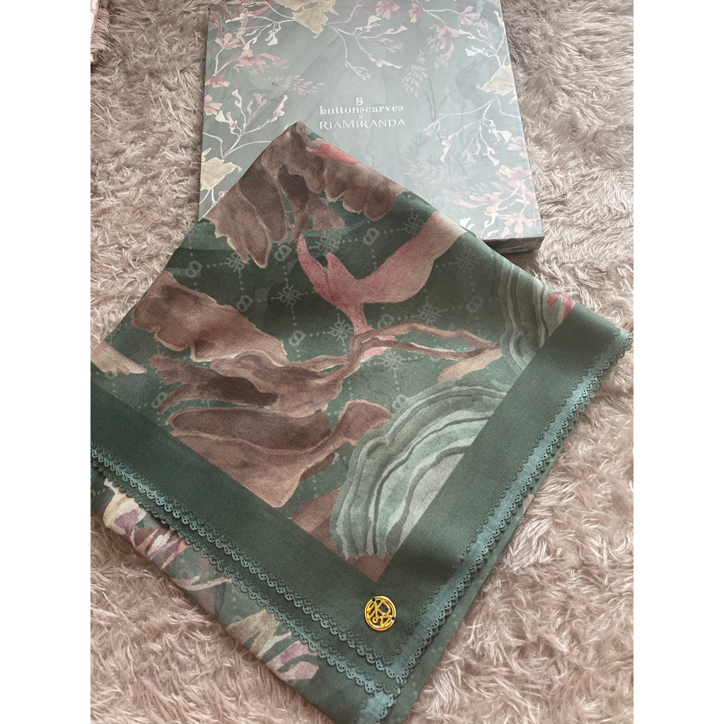 Xanadu Buttonscarves x Ria Miranda