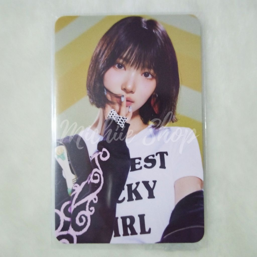 Photocard Hearts2Hearts Jiwoo Lucky Draw QQ Music ⭐2 | Photocard Jiwoo Hearts2Hearts LD QQ B2 Offici