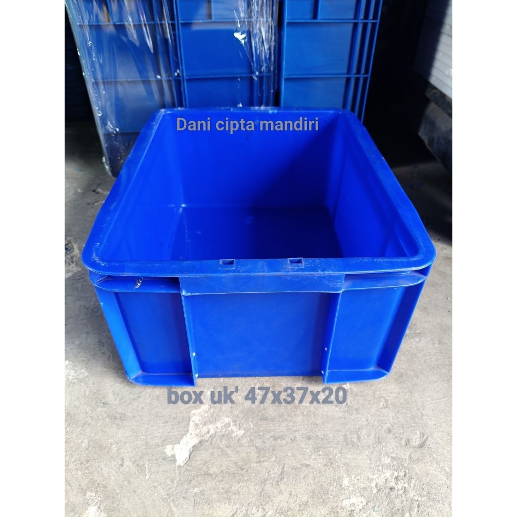 box rabbit 4068, box plastik box industri serbaguna, bekas