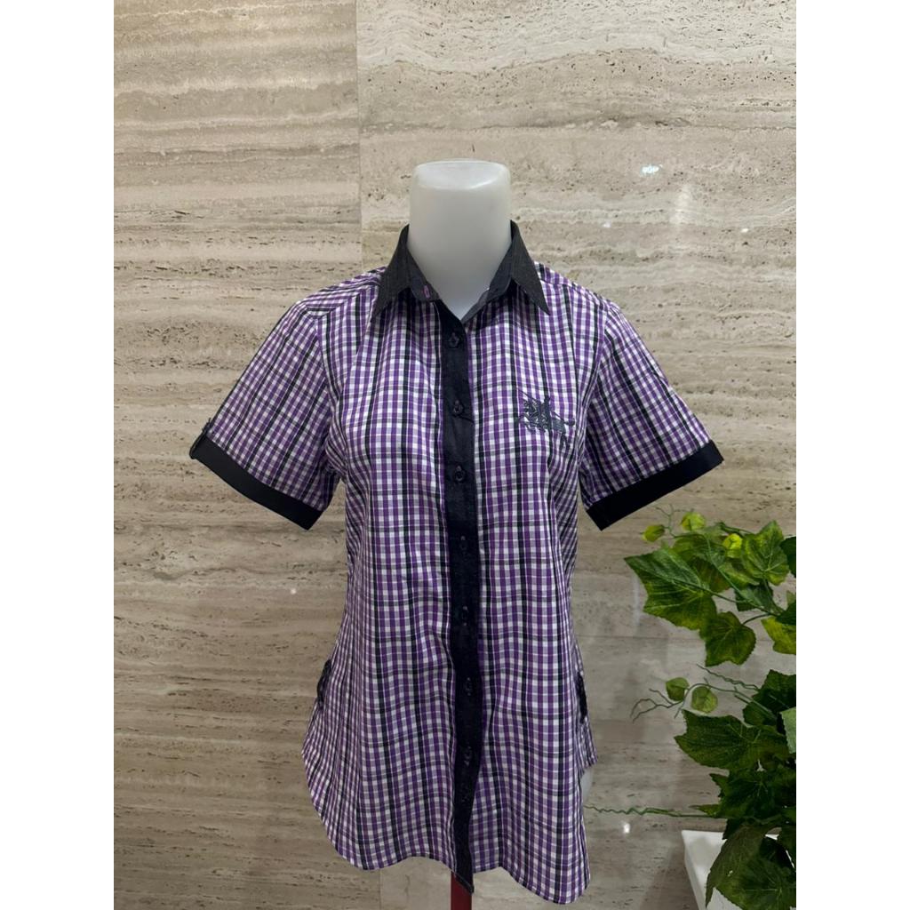 Kemeja wanita motif kotak-kotak ungu hitam