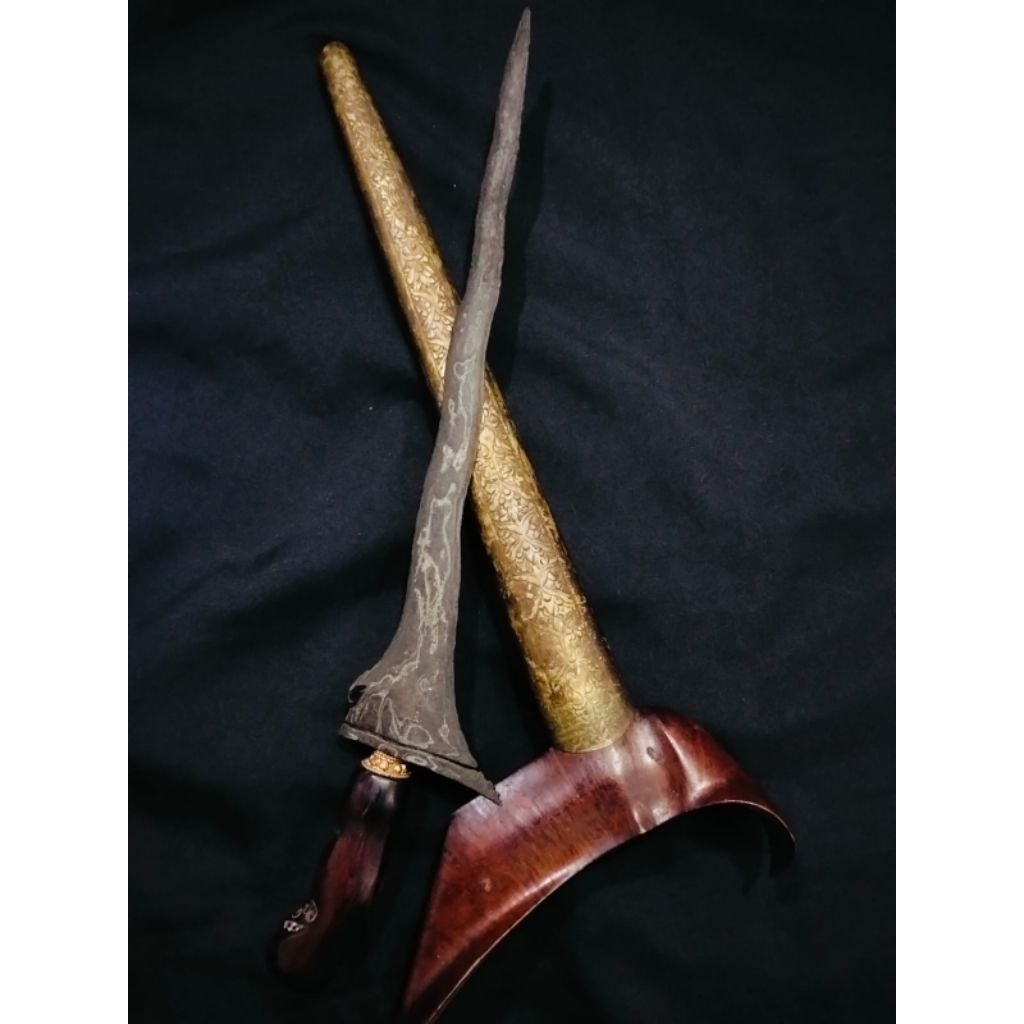 Keris Sepuh Sempana Luk 9 Pamor Udan Mas Original Tangguh Cirebon Pajajaran