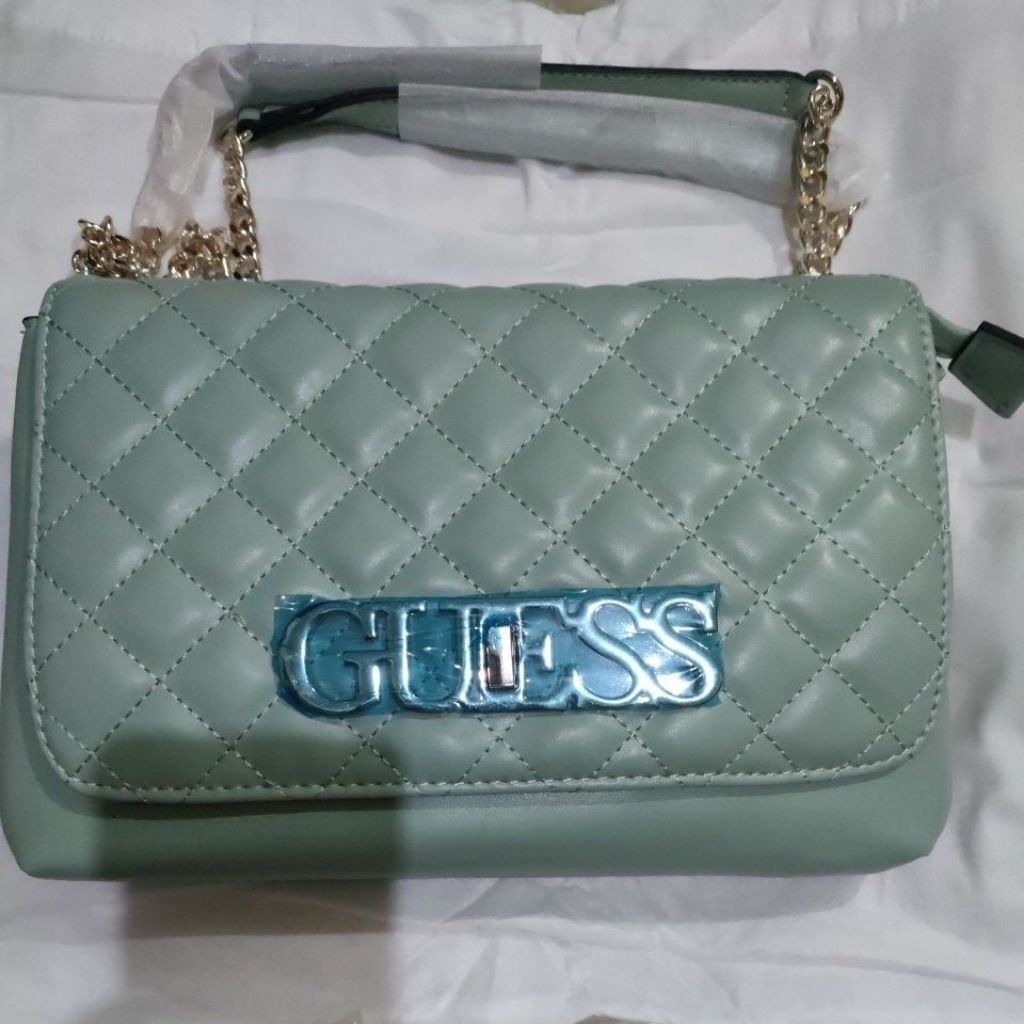 Tas guess rantai fabric original.