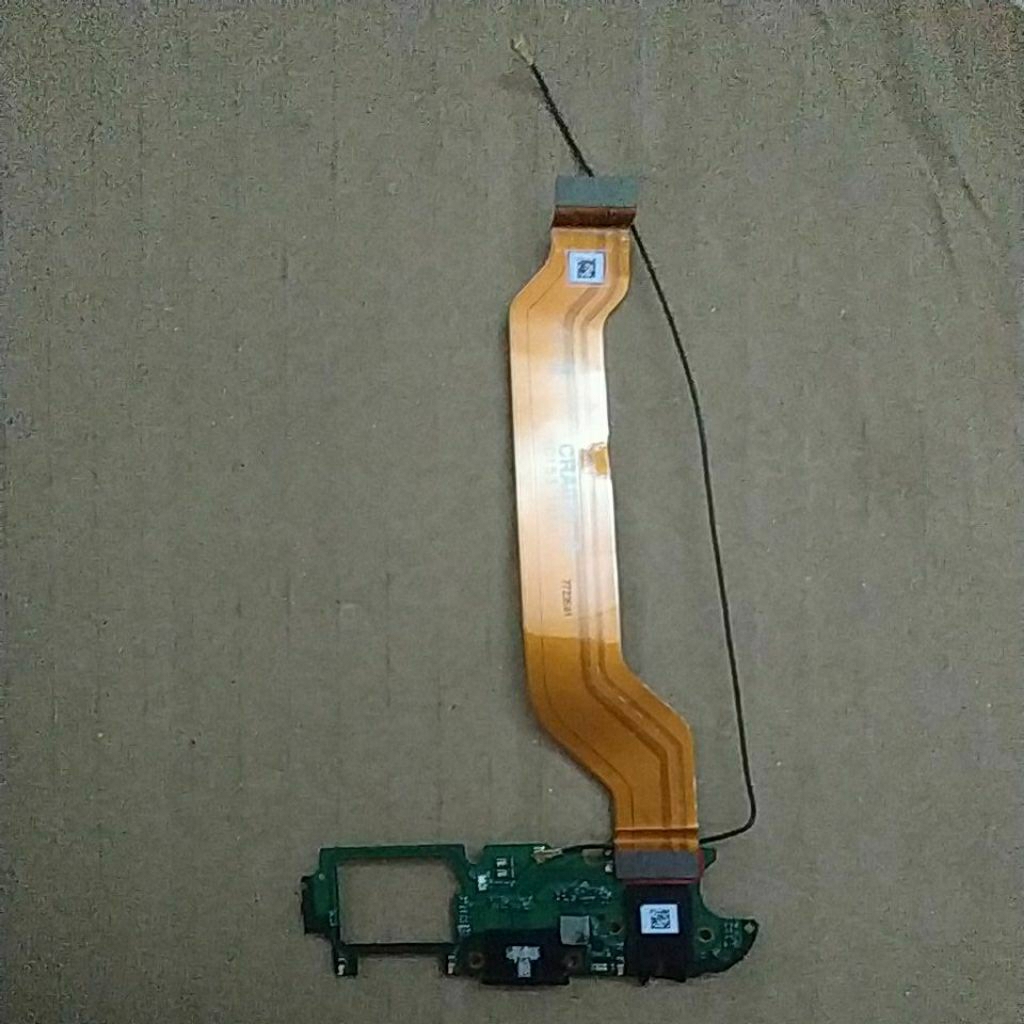 flexible board cas bekas realme 3 pro