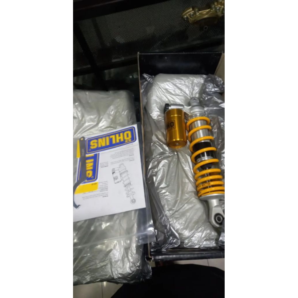 shock Ohlins vario