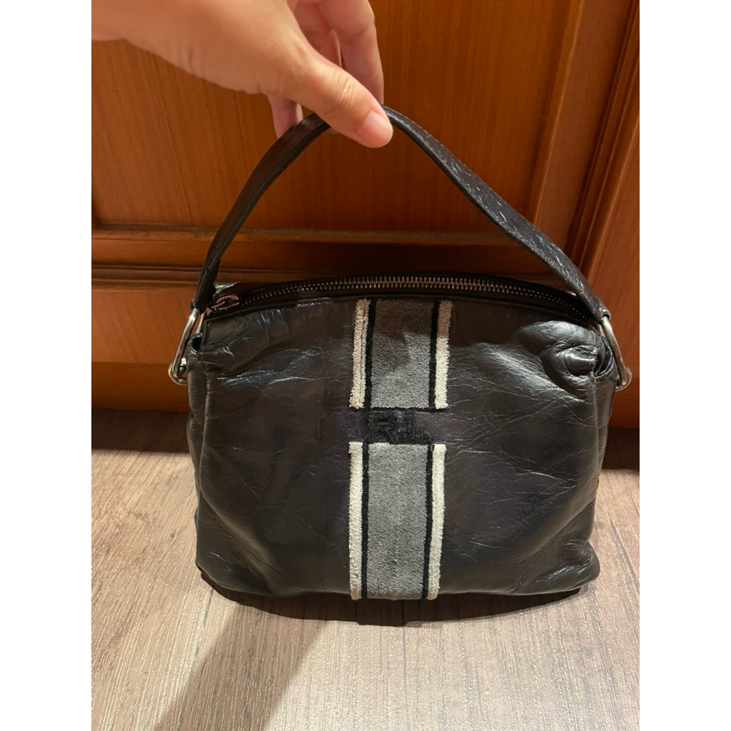 Preloved sling/shoulder bag Rouge & Lounge (RL)