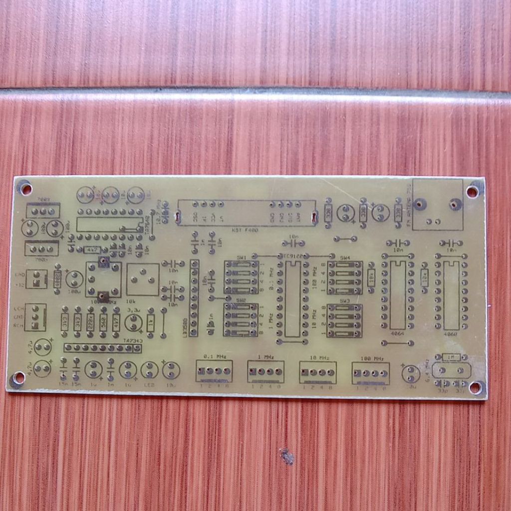 PCB receiver PLL tc9122