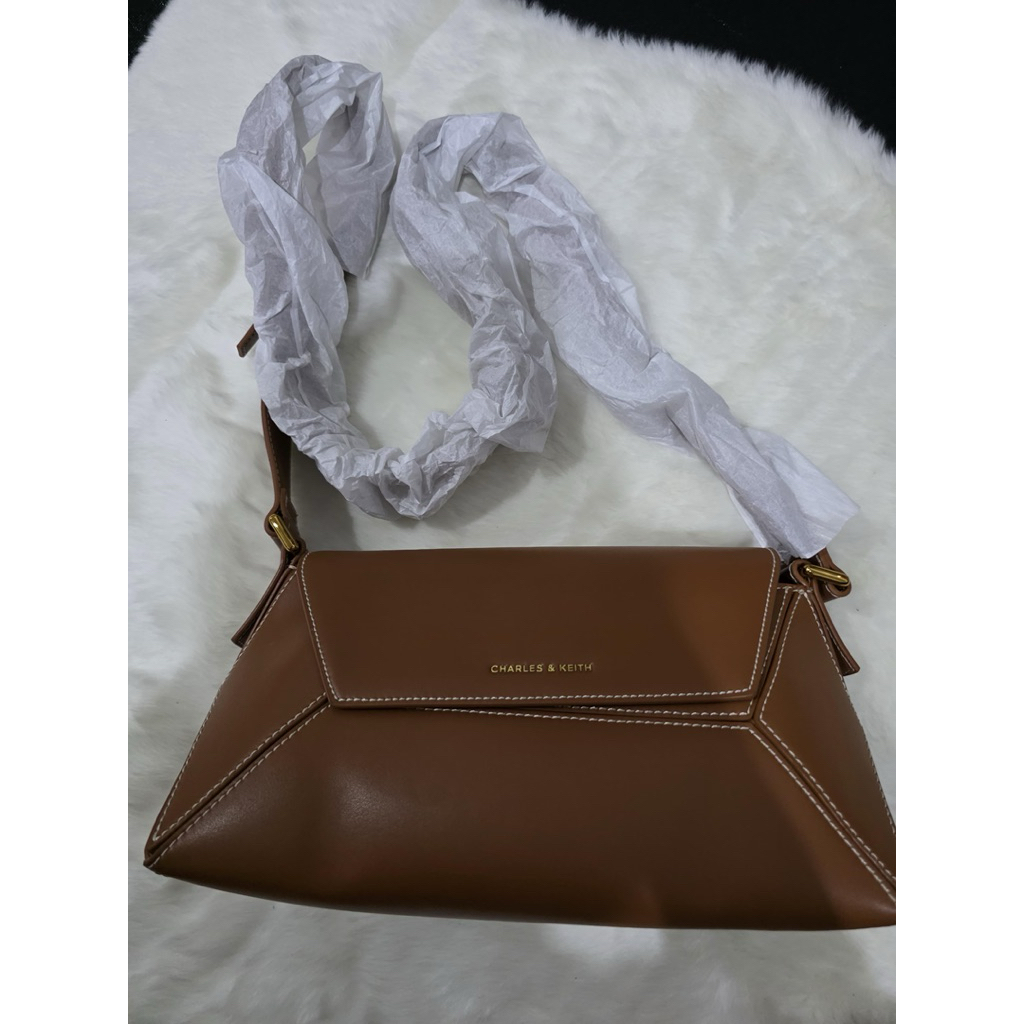 tas charles&keith original store