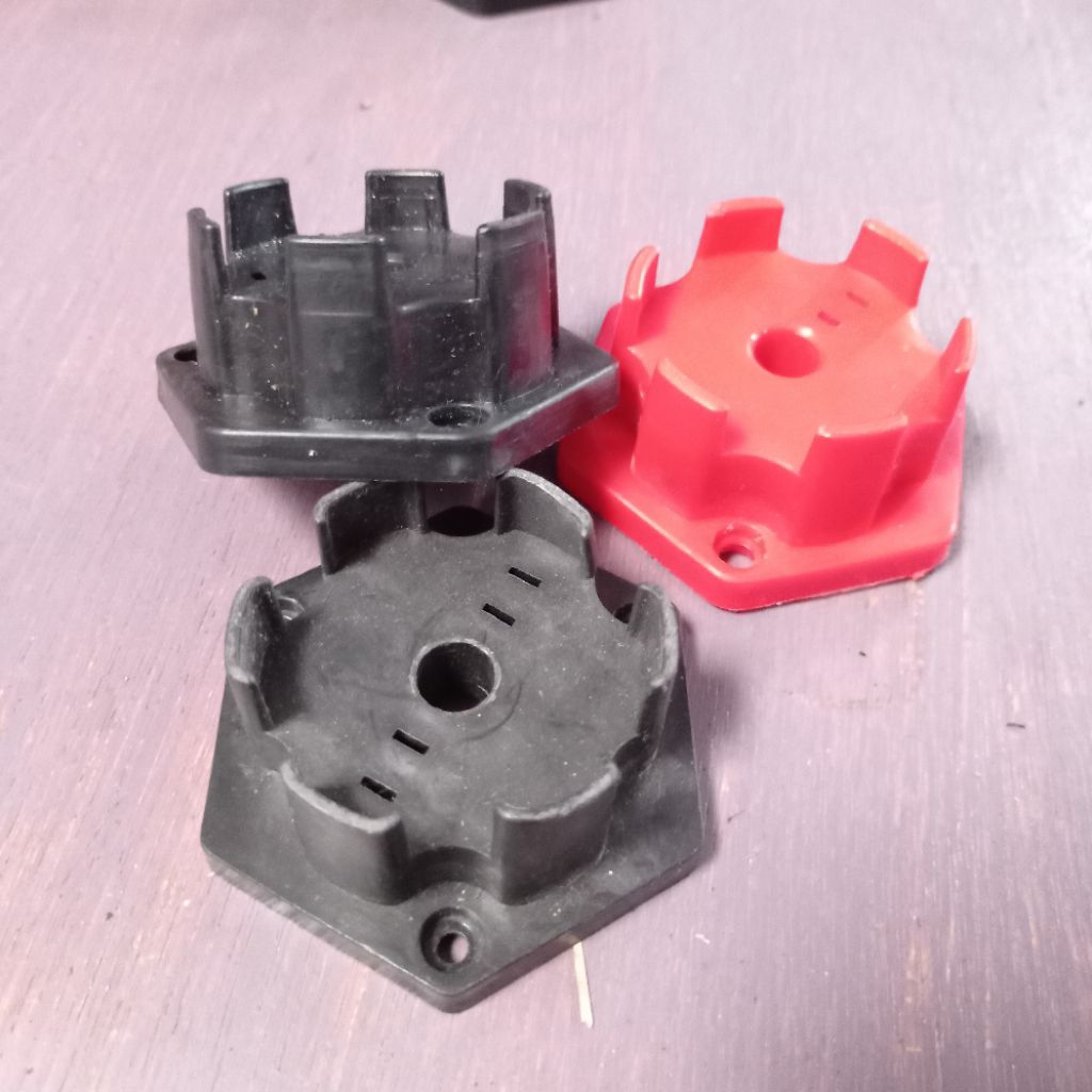 Konektor Roda Mobil Segi 6 Mobil Aki Mainan Anak