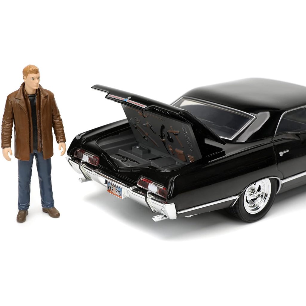 Jada Supernatural 1:24 1967 Chevy Impala Die-cast Car w/Dean Winchester Die-cast Figure